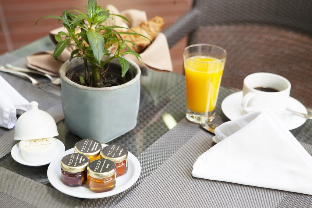 Sofitel Beirut Le Gabriel Hotel Eksteriør billede