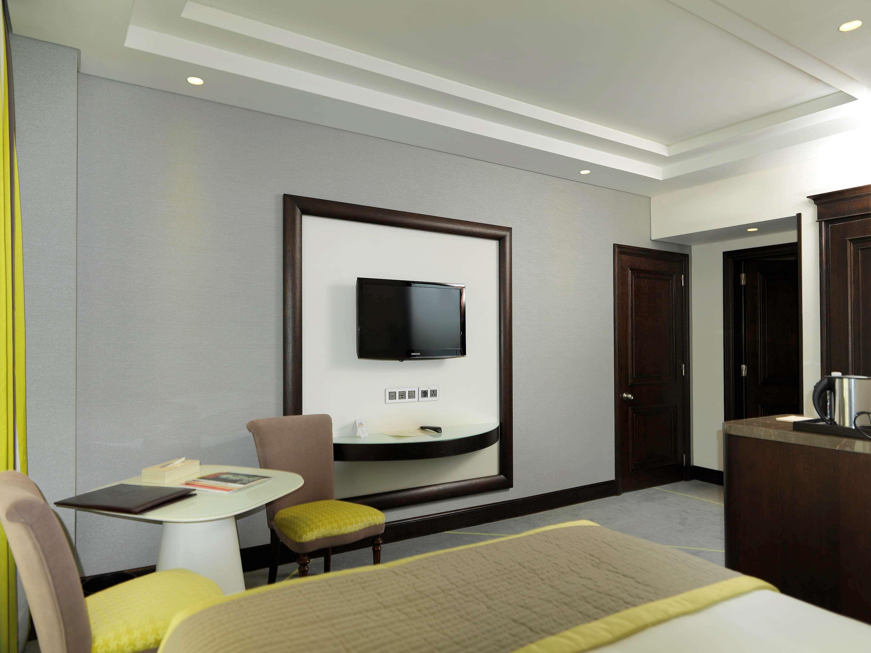 Sofitel Beirut Le Gabriel Hotel Eksteriør billede